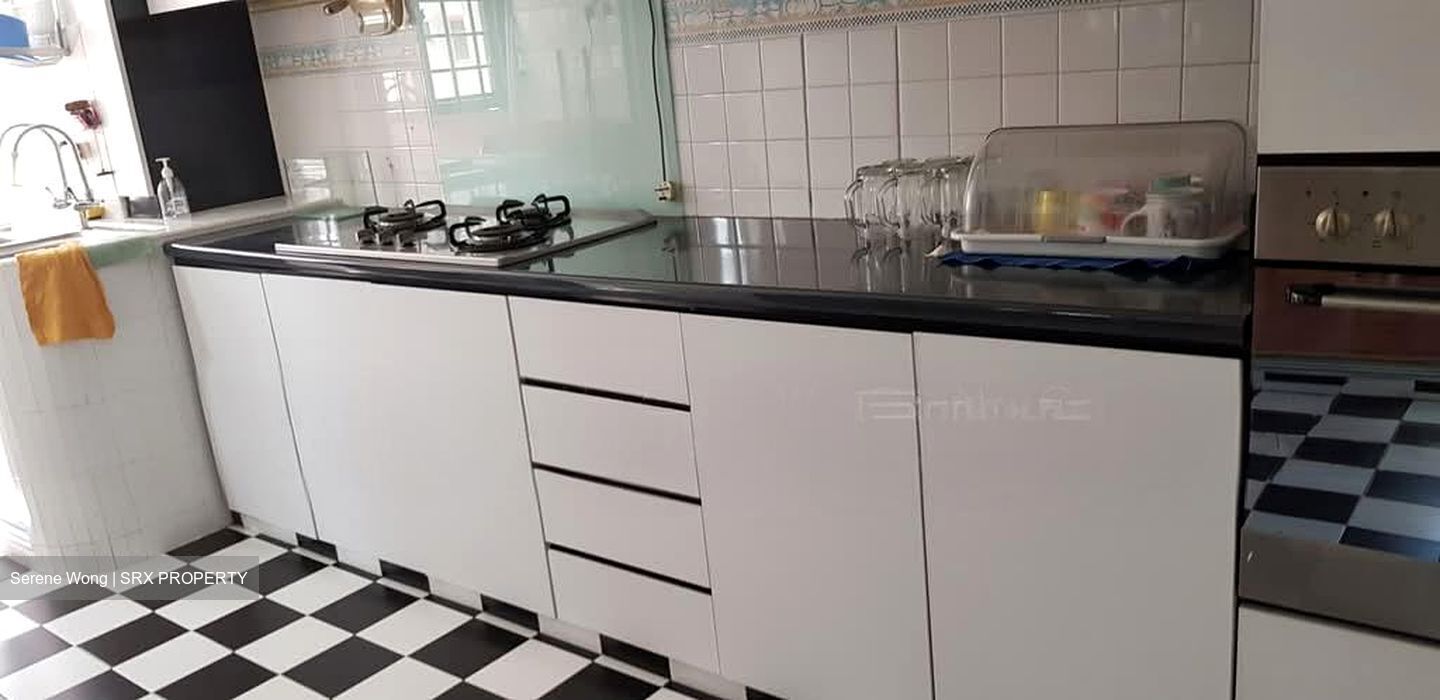Blk 932 TAMPINES PALMSPRING (Tampines), HDB 5 Rooms #590667191